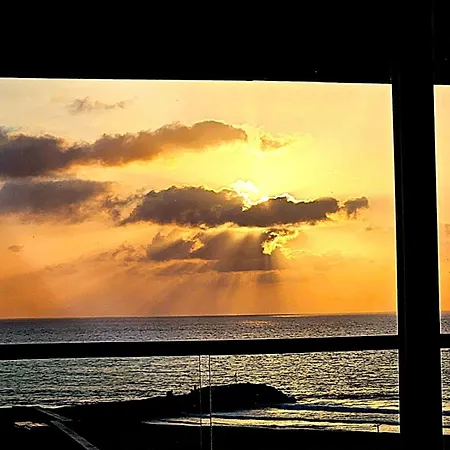 Apartment Lujosa Suite, Bella Vista Al Mar